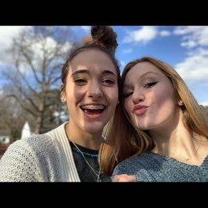 Meet your Posher, Hhaylee